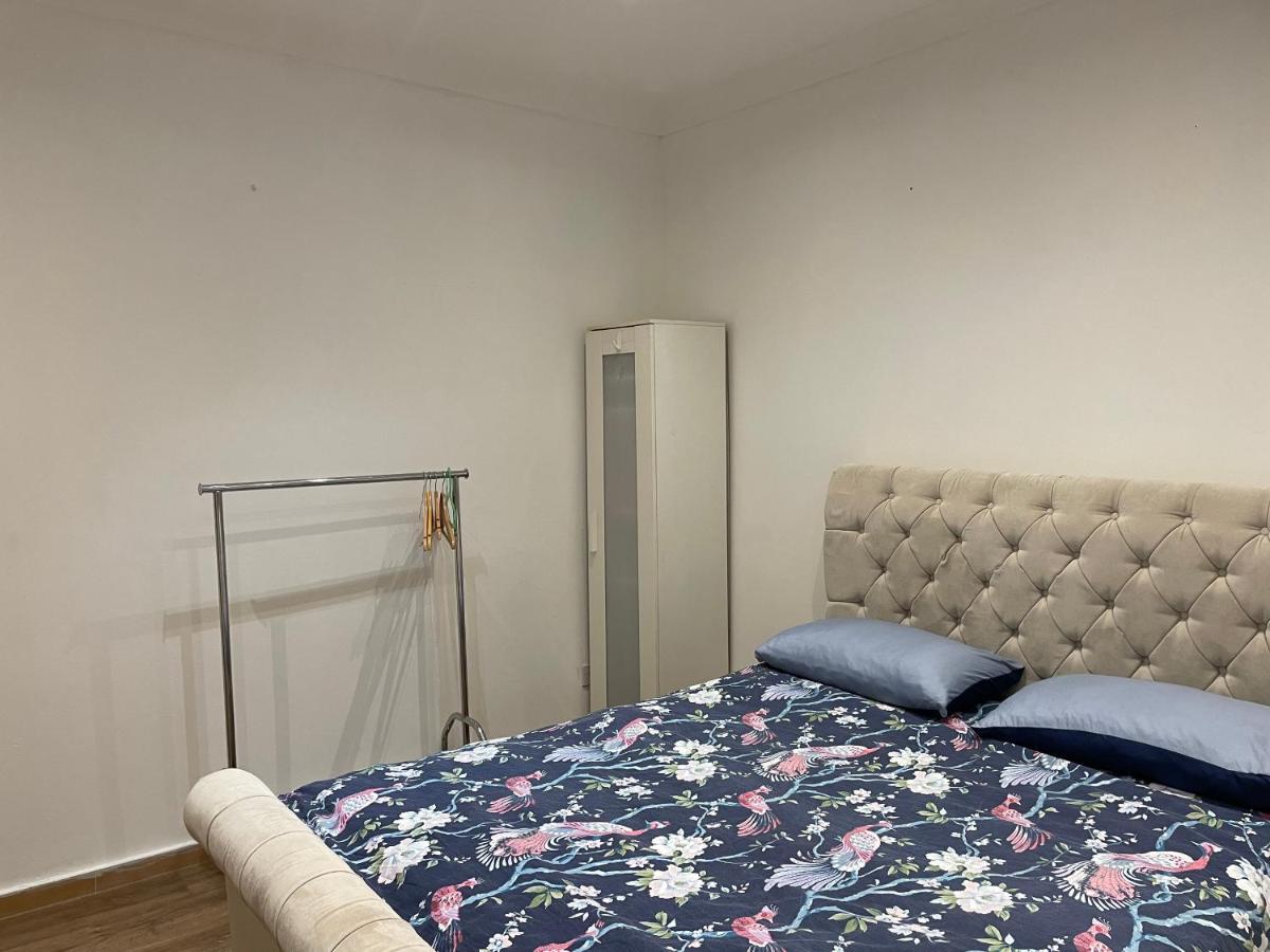 Private Room- Direct Travel Central/ Heathrow Londres Exterior foto
